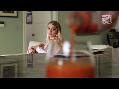 ❤️ Garota gostosa com mamas grandes e cona apertada recebe pica de perdedor, mas muito dura ☑ Porno fb em nós ❌❤